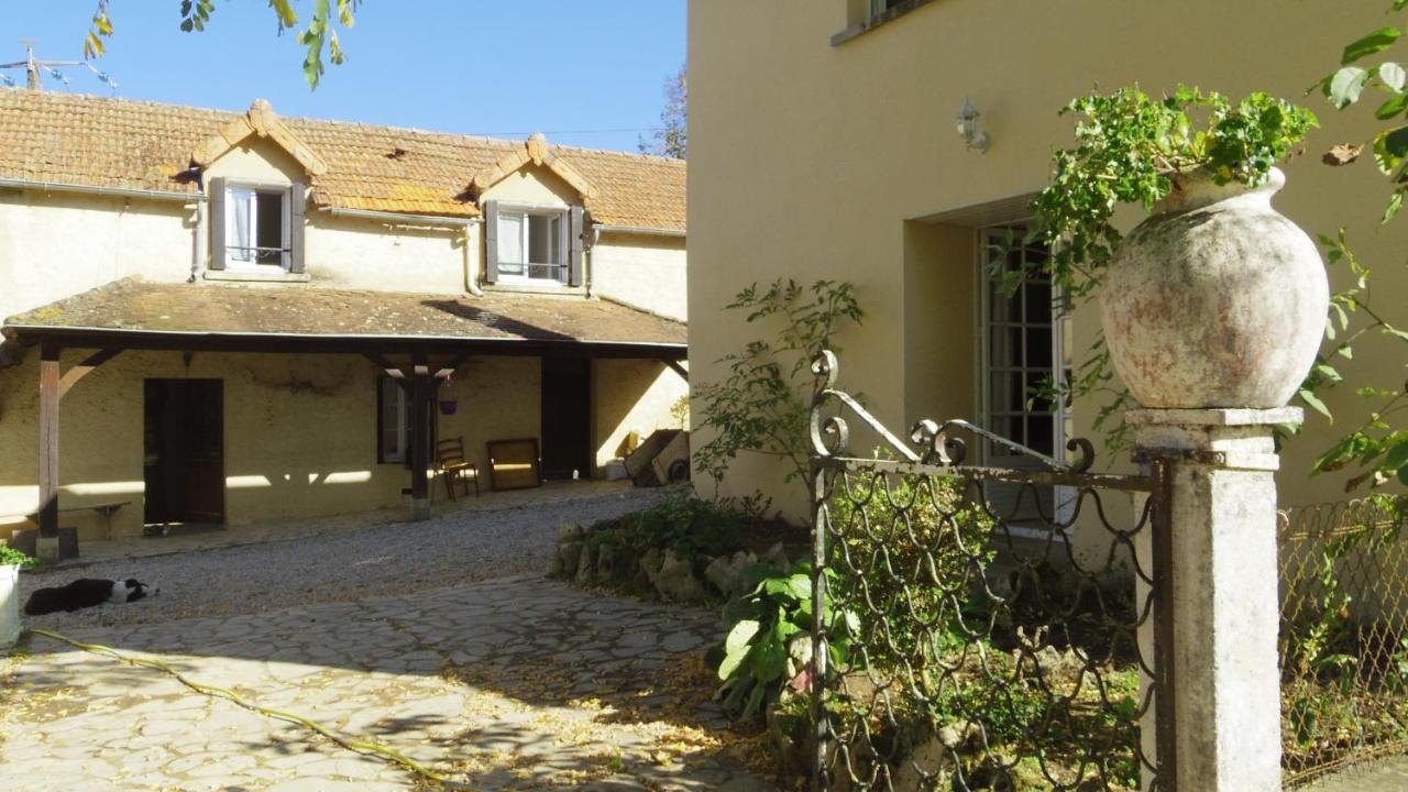 Chambre Lascaux Aux Meulieres A Domme Bed & Breakfast Exterior photo